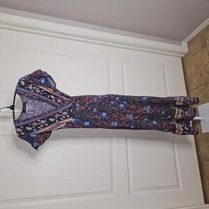 Zesica Maxi Dress with V-Neck and Short Sleeves